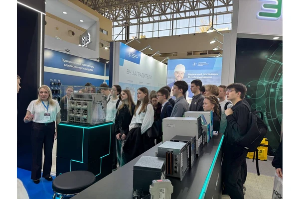 photo_5211120199066054280_y